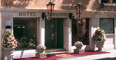 Отель Giorgione Hotel 4*