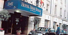 Отель Hotel Beau Rivage 4*