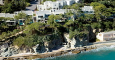 Отель Out of the Blue Capsis Elite Resort Divine Thalassa Seafront Suites 5*
