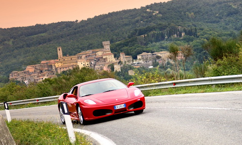 Италия - Путешествия на автомобилях Ferrari - Однодневный тур по Кьянти и легендарной  Миллемилии за рулем Ferrari